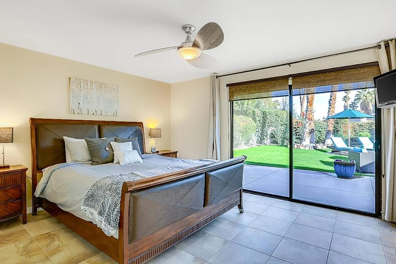 Semesterbostad The Bev Palm Springs Permit# 3591 Villa