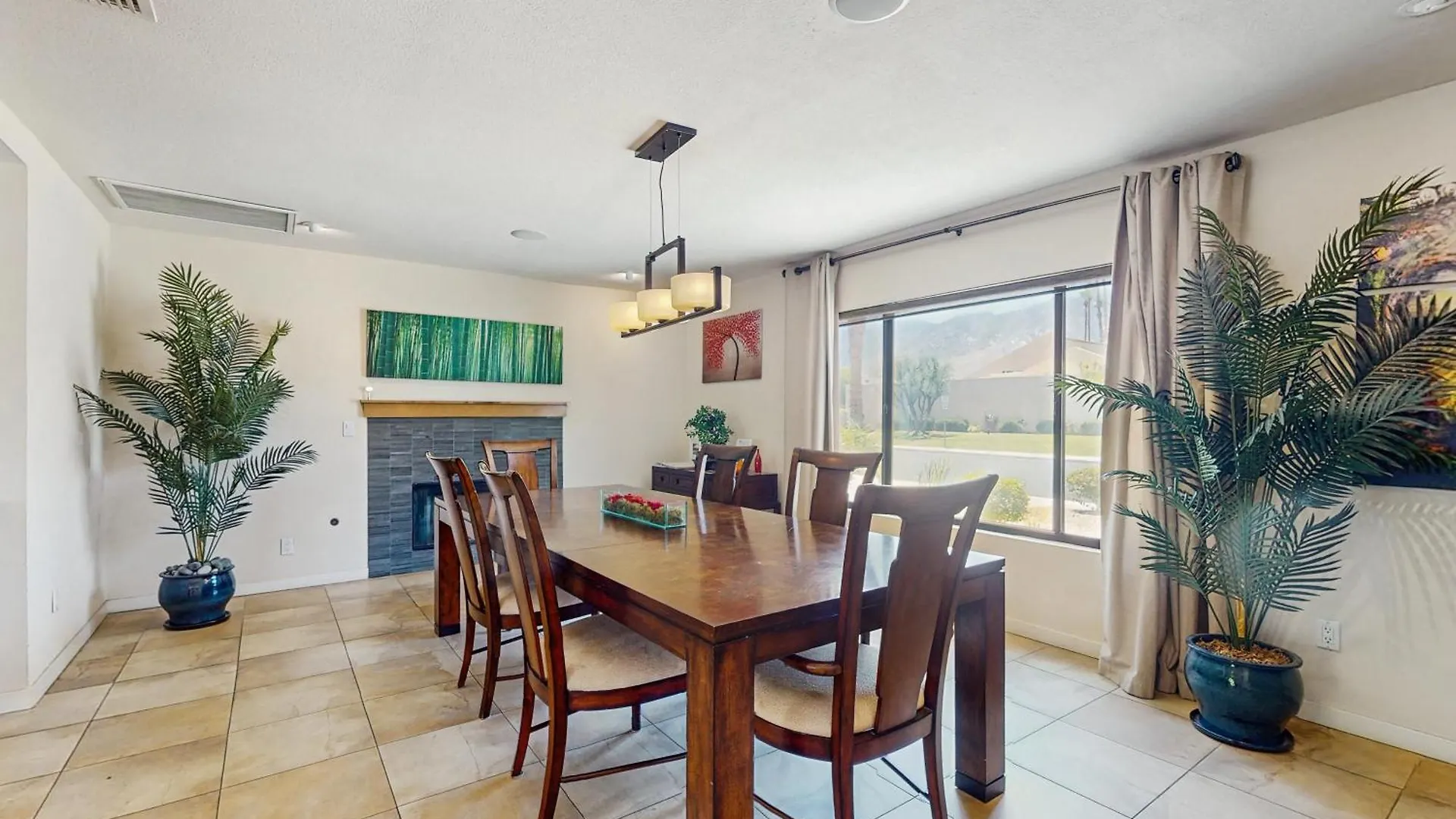 The Bev Palm Springs Permit# 3591 Villa Semesterbostad